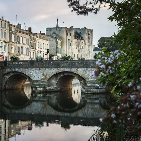 Hotel Mon Loft Niortais - Le Scofa