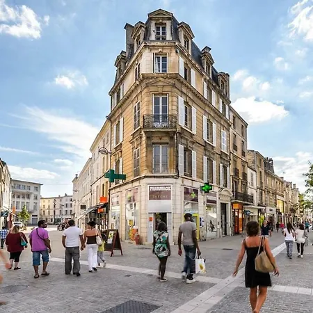 Hotel Mon Loft Niortais - Le Scofa *